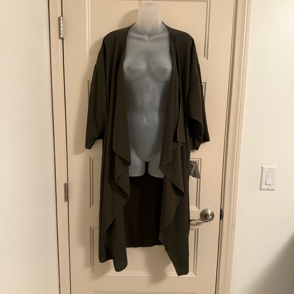 ⭐️ 5 for $25. LuLaRoe kimono